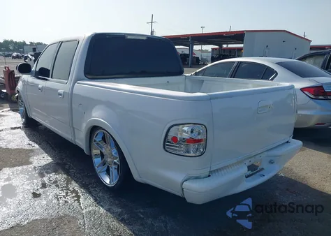 2003 Ford F-150 Lariat/Xlt from USA, damaged, VIN 1FTRW07L83KD52645